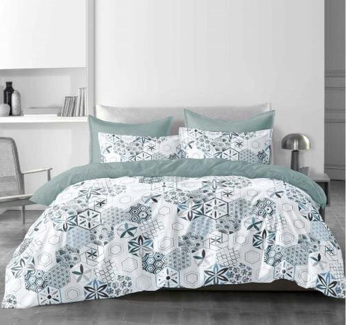 Florida Alaska Double Bed Imported bedsheet Set with Pillow Covers