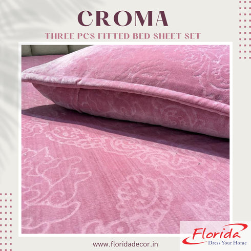 Croma King Size Embossed Fitted Bedsheet Set