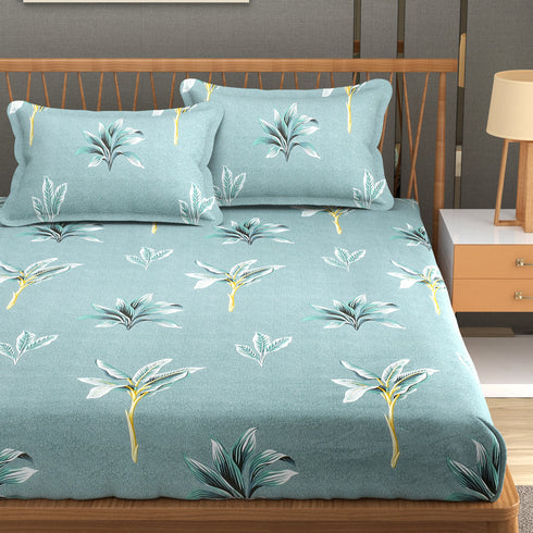 Bright King Size Bedsheet with Pillow Covers Sky Blue