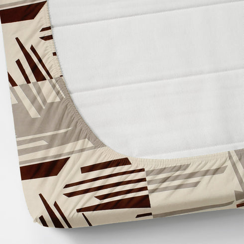 Reeva Fitted Bed Sheet Set with Pillow Covers by Florida