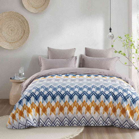 Mist Perfume King Size Bed Sheet Set by Florida with 2 Pillow Covers