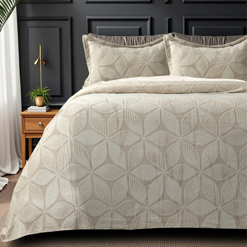 Florida Imagica King Size Warm Bedsheet for Winter with Pillow Covers - Velvet Pattern - Signature Burnout Technique