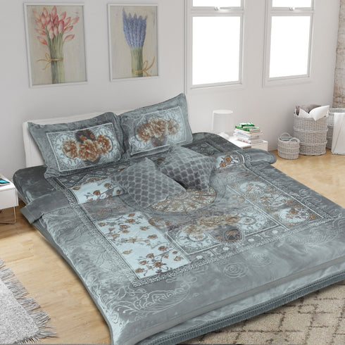 Wedding Bell 6 Piece Blanket Set with 1 Mink Blanket, 1 Bedsheet & 2 Pillow Covers & 2 Coushion covers for Winter - Perfect for Wedding Gift & Ocasional Gifting