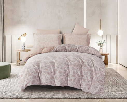 Spanish Jaquard Bed Cover Set with 2 Pillow Covers for King Size Bed by Florida