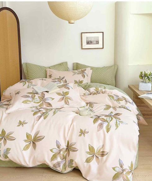 Florida Winkle Premium Quality Imported King Size Elastic Fitted Bedsheet with Coordinated Pillow Covers