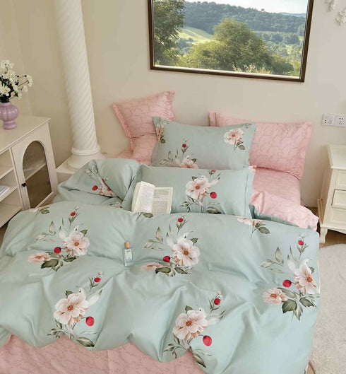 Florida Winkle Premium Quality Imported King Size Elastic Fitted Bedsheet with Coordinated Pillow Covers