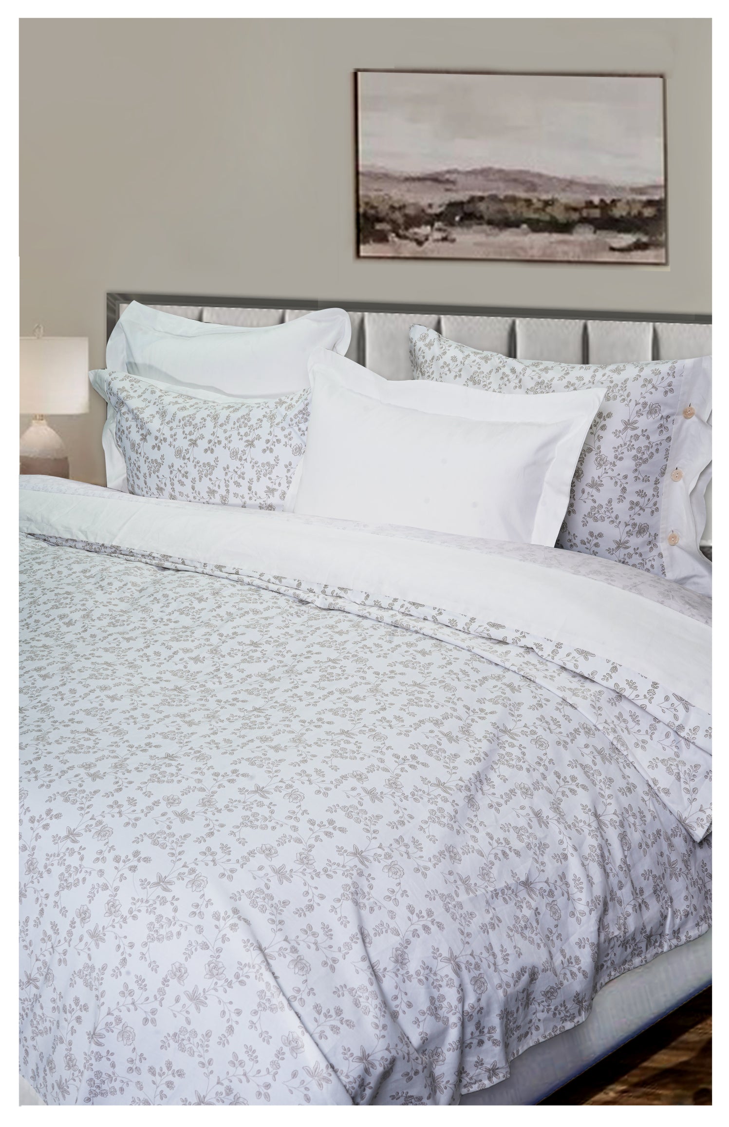 Smooth Art King Size 100% Cotton Bedsheet Set with 4 Pillow Covers by Florida