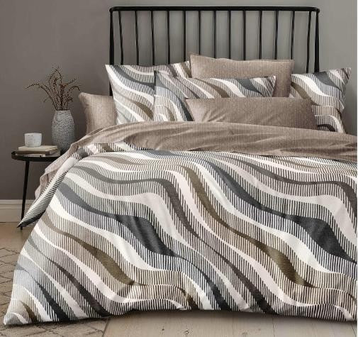 Florida Alaska Double Bed Imported bedsheet Set with Pillow Covers