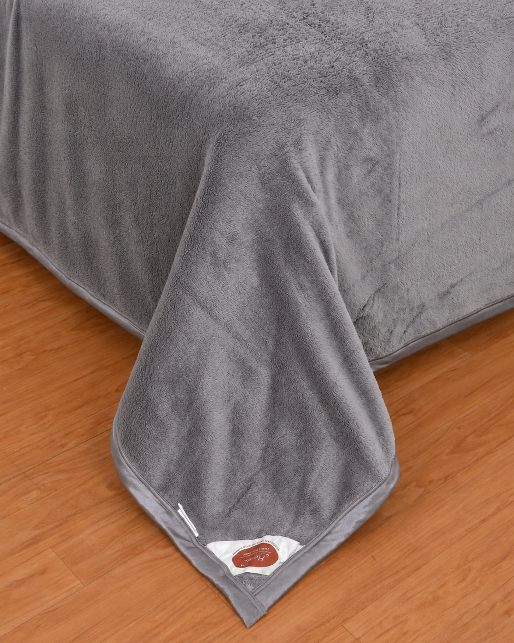 Colorways Ultra Soft Flannel Single & Double bed AC Blanket for All Season