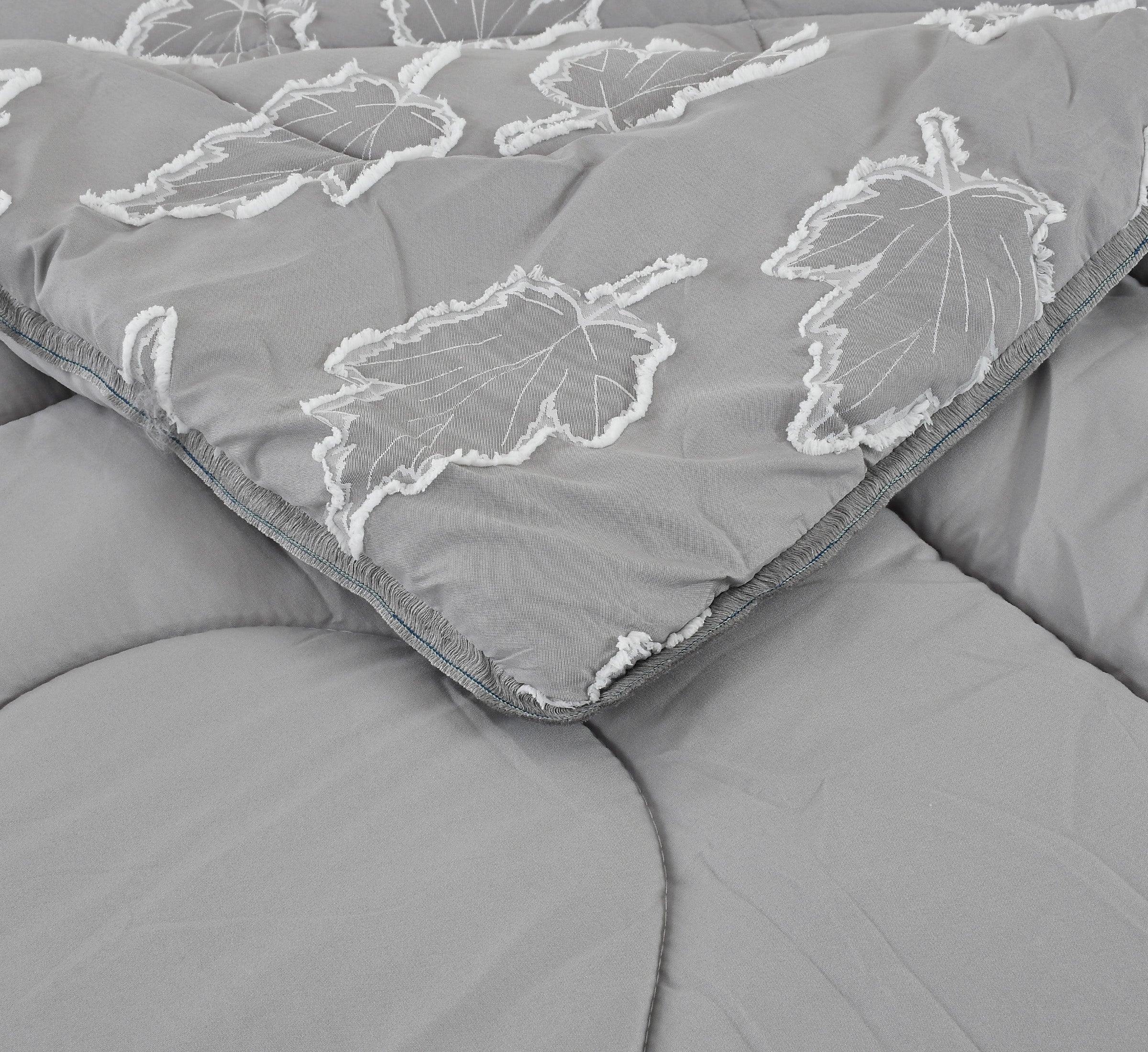 Leafline Winter Comforter