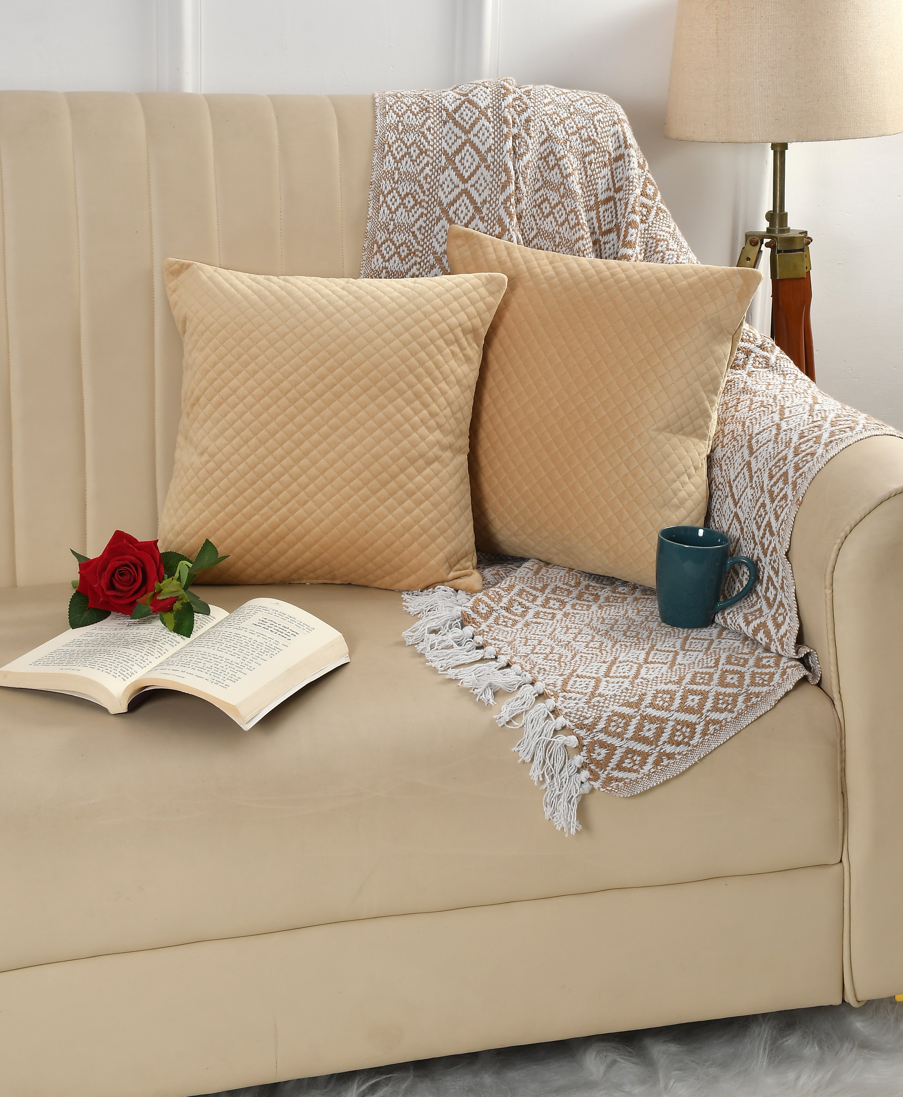 Florida Quilted Velvet Diamond Stitch Pattern Decorative Plush Cushion Cover - Beige