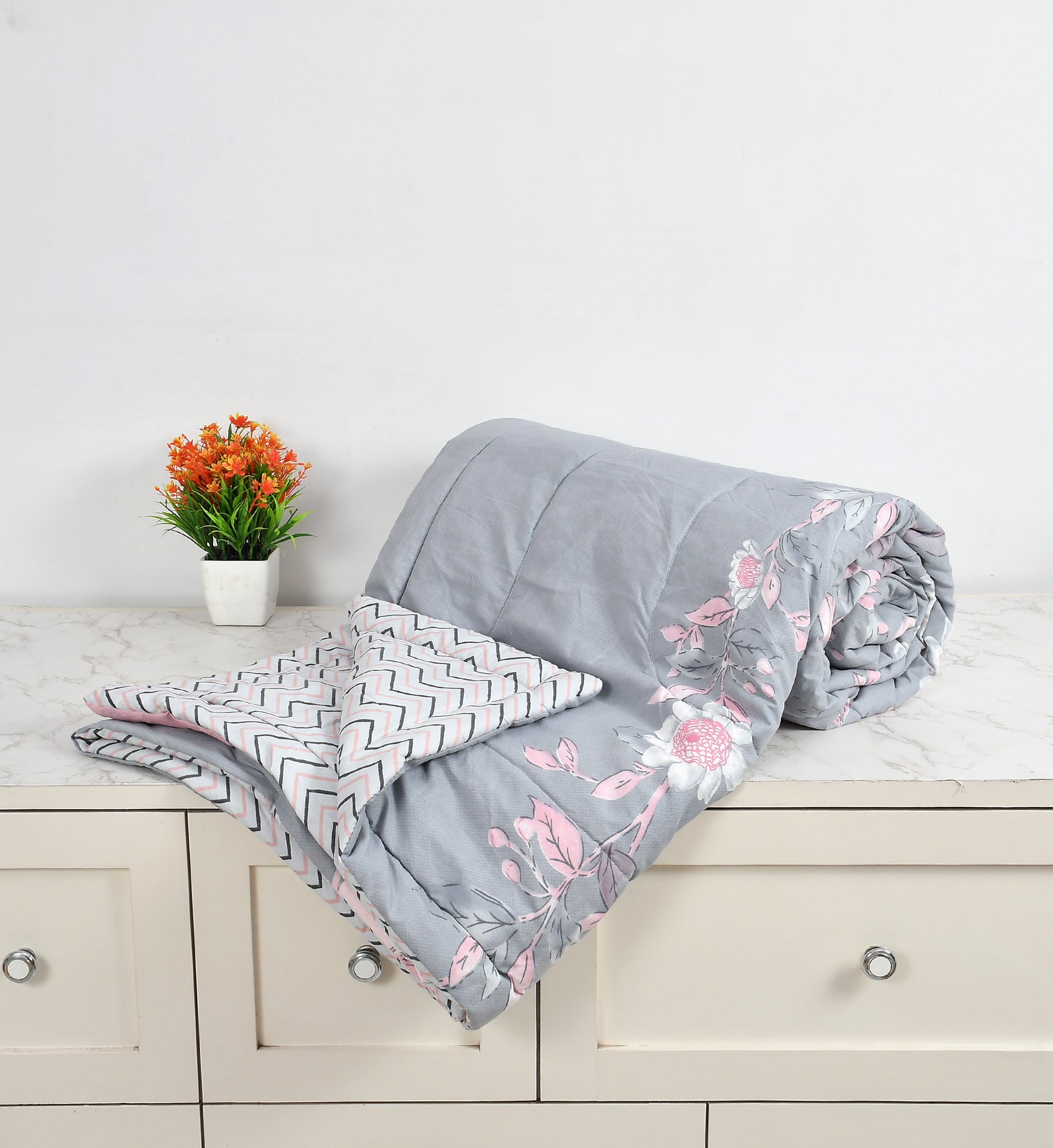 Rose 180 GSM Reversible AC Comforter for Double Bed by Florida (Pink Grey)
