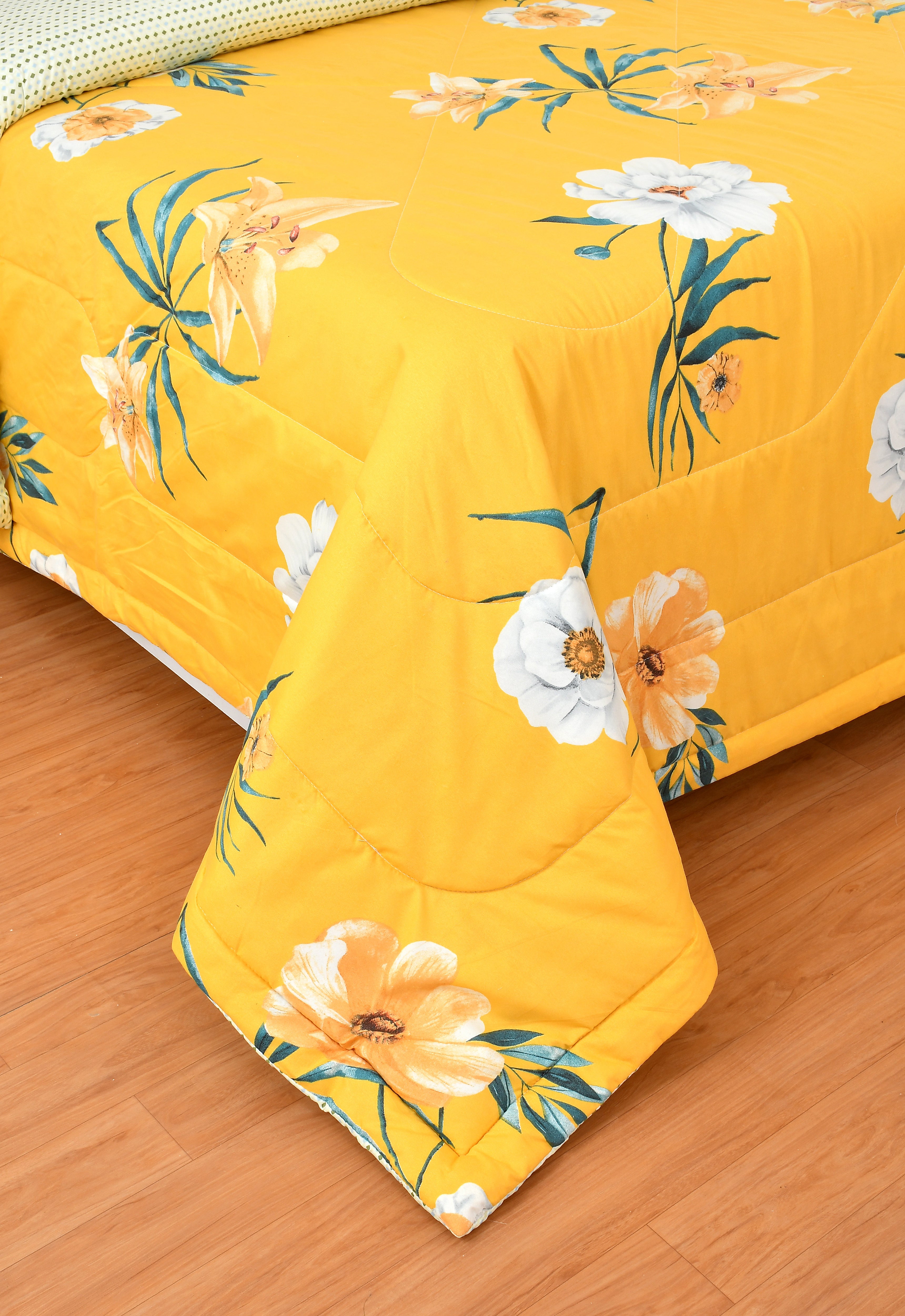 Rose 180 GSM Reversible AC Comforter for Double Bed by Florida (Mustard)