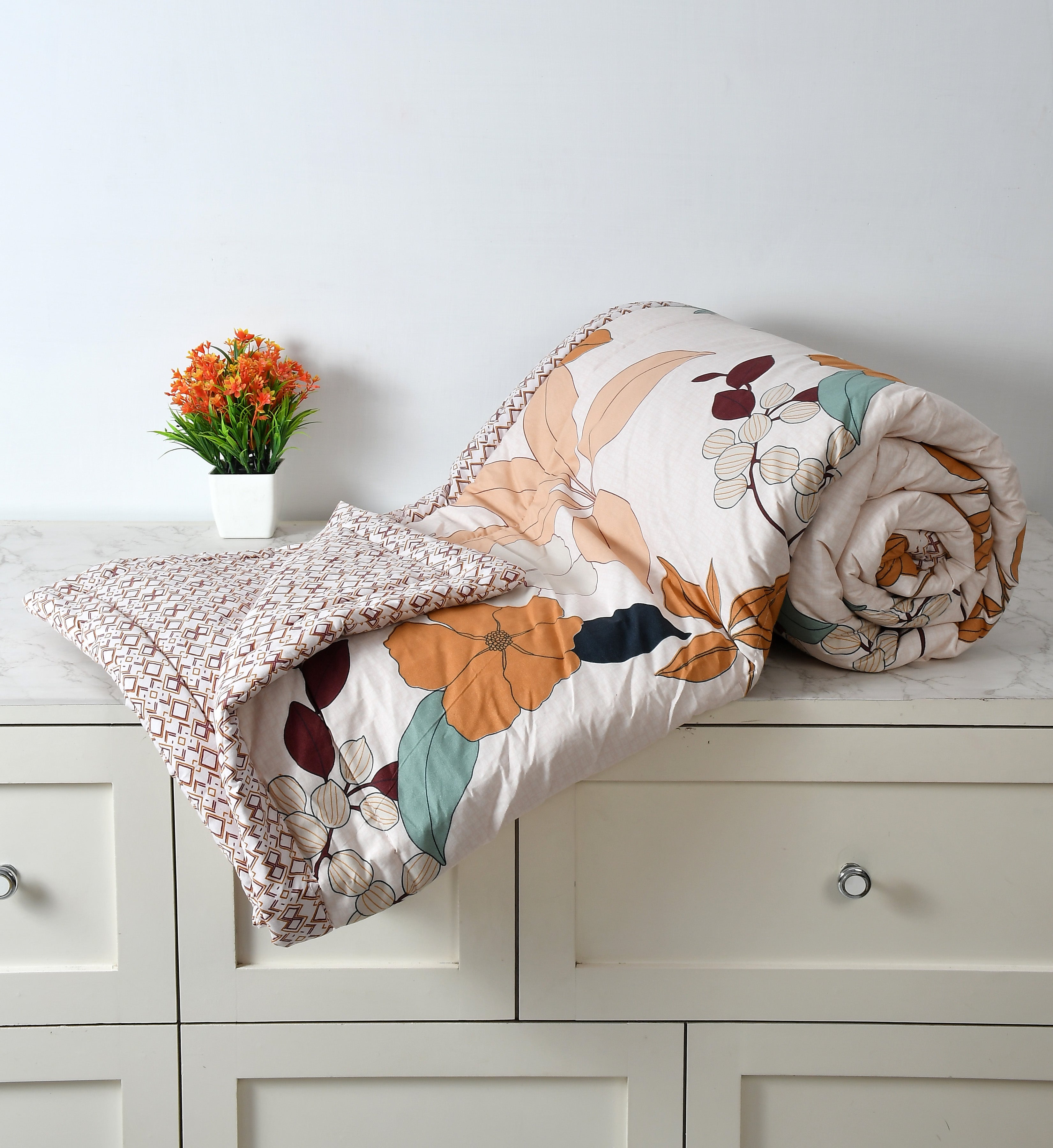 Heaven AC Double Bed Comforter for All Session (White & Brown)
