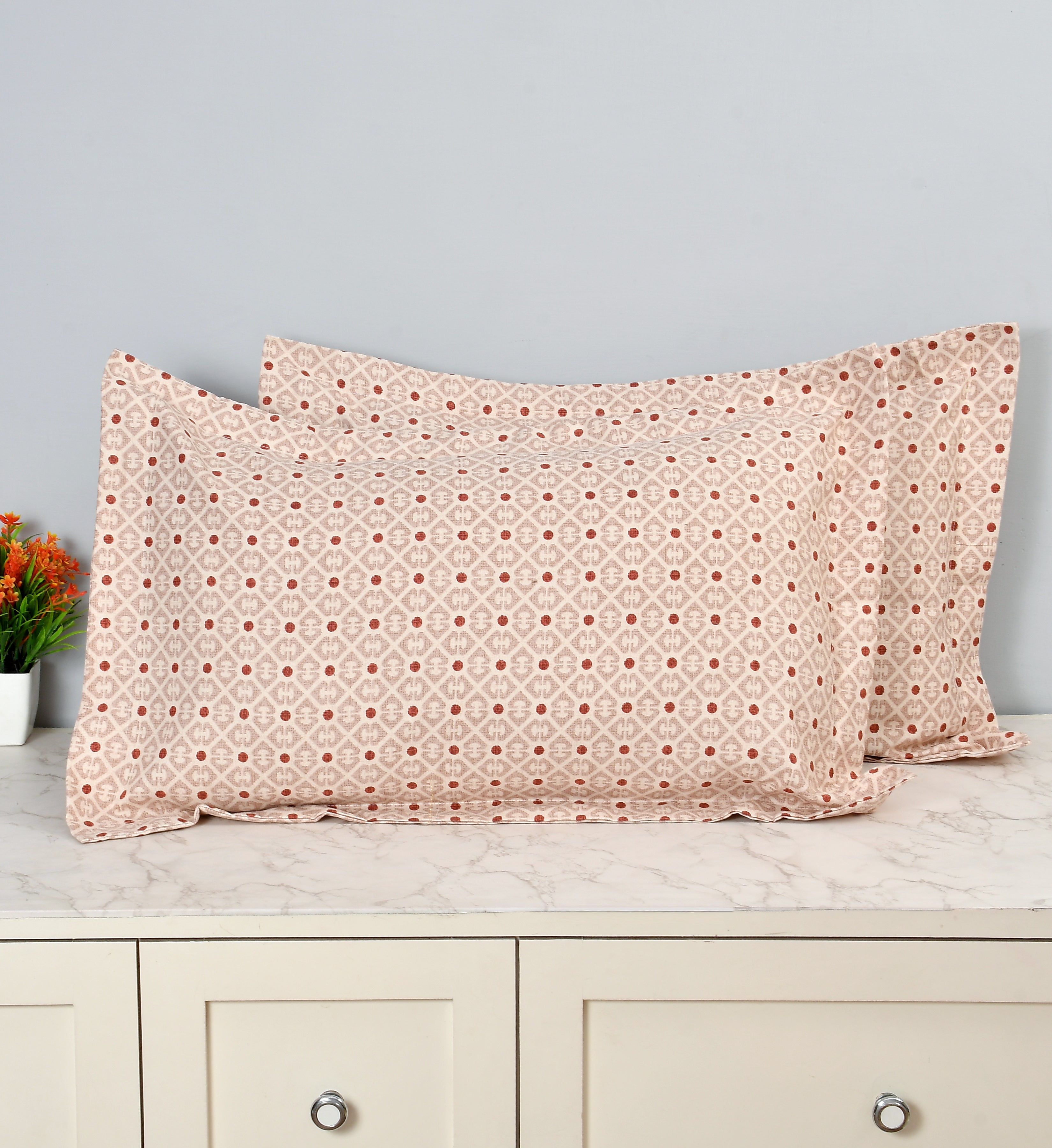 Bright King Size Bedsheet with Pillow Covers Beige