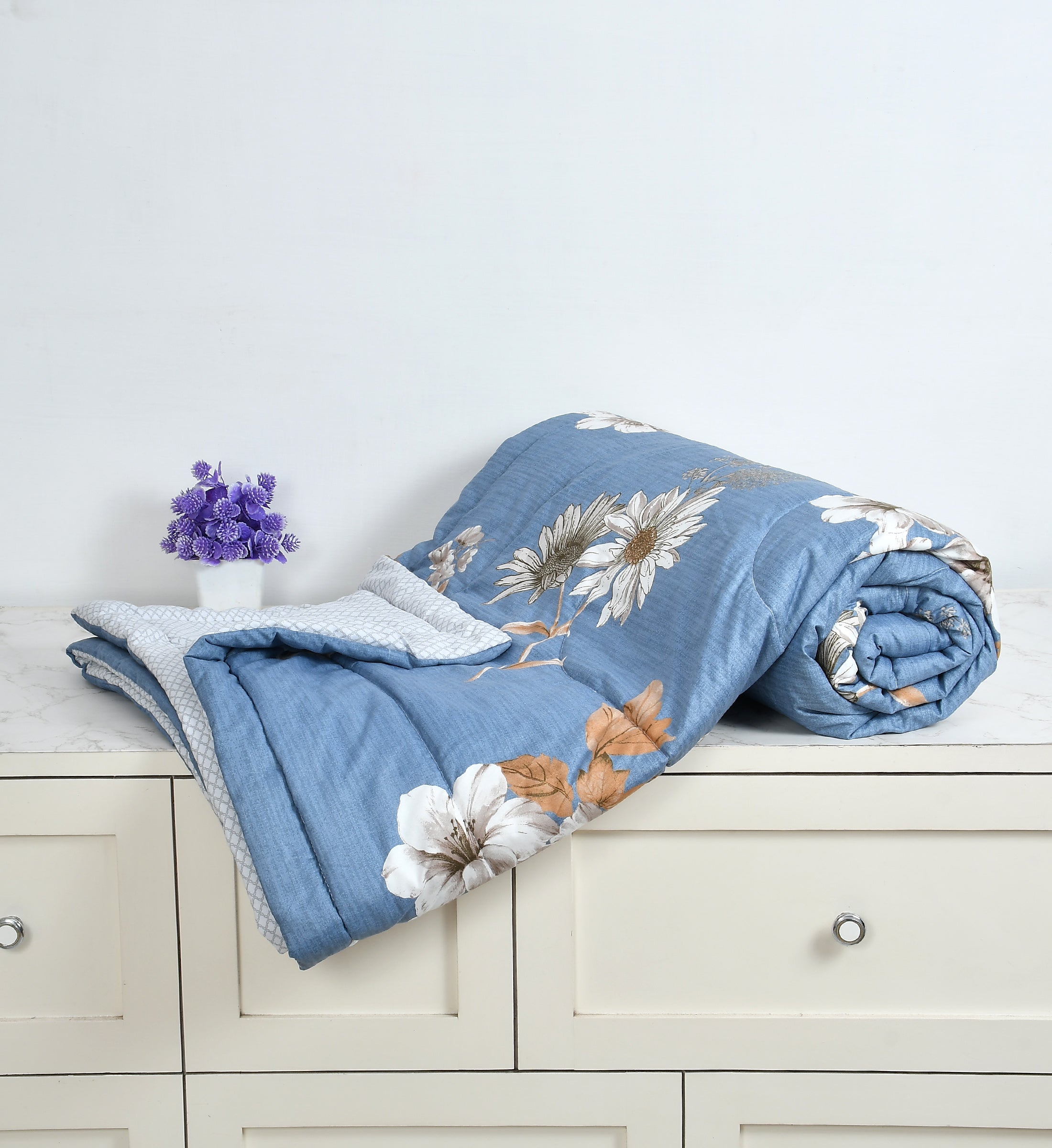 Rose 180 GSM Reversible AC Comforter for Double Bed by Florida (Blue)