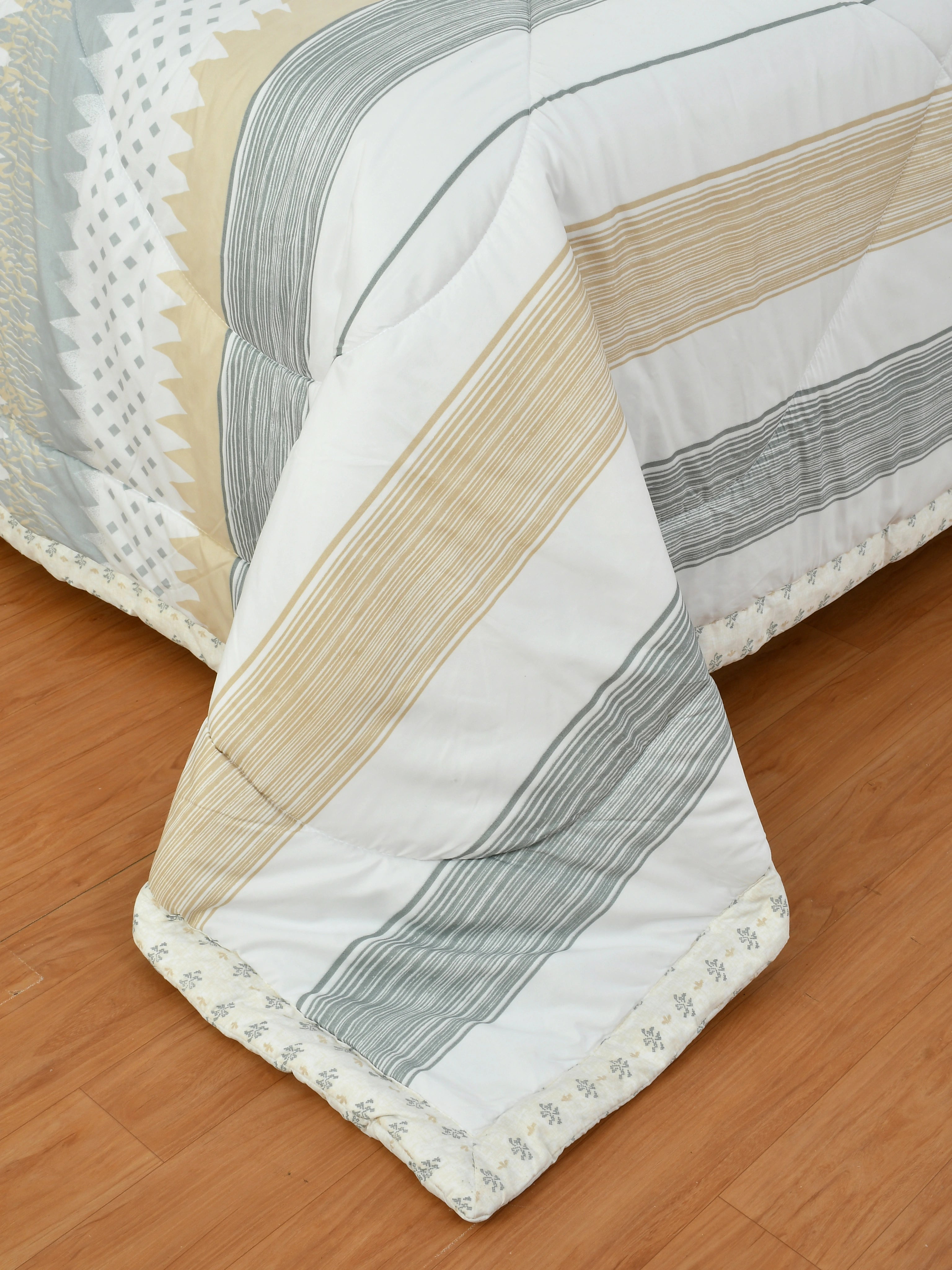 Florida Matrix Ultra Soft All Season Fluffy (AC Quilt/Blanket) Comforter for Double Bed