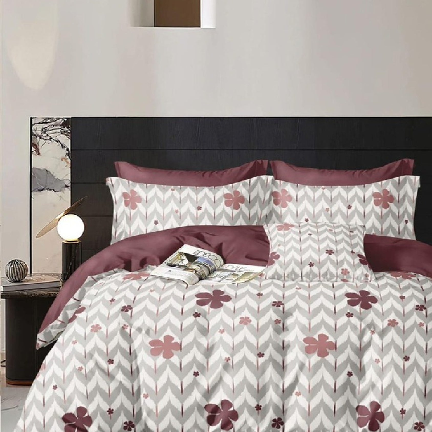 Reeva Bed Sheet Set with Pillow Covers for Double Bed by Florida