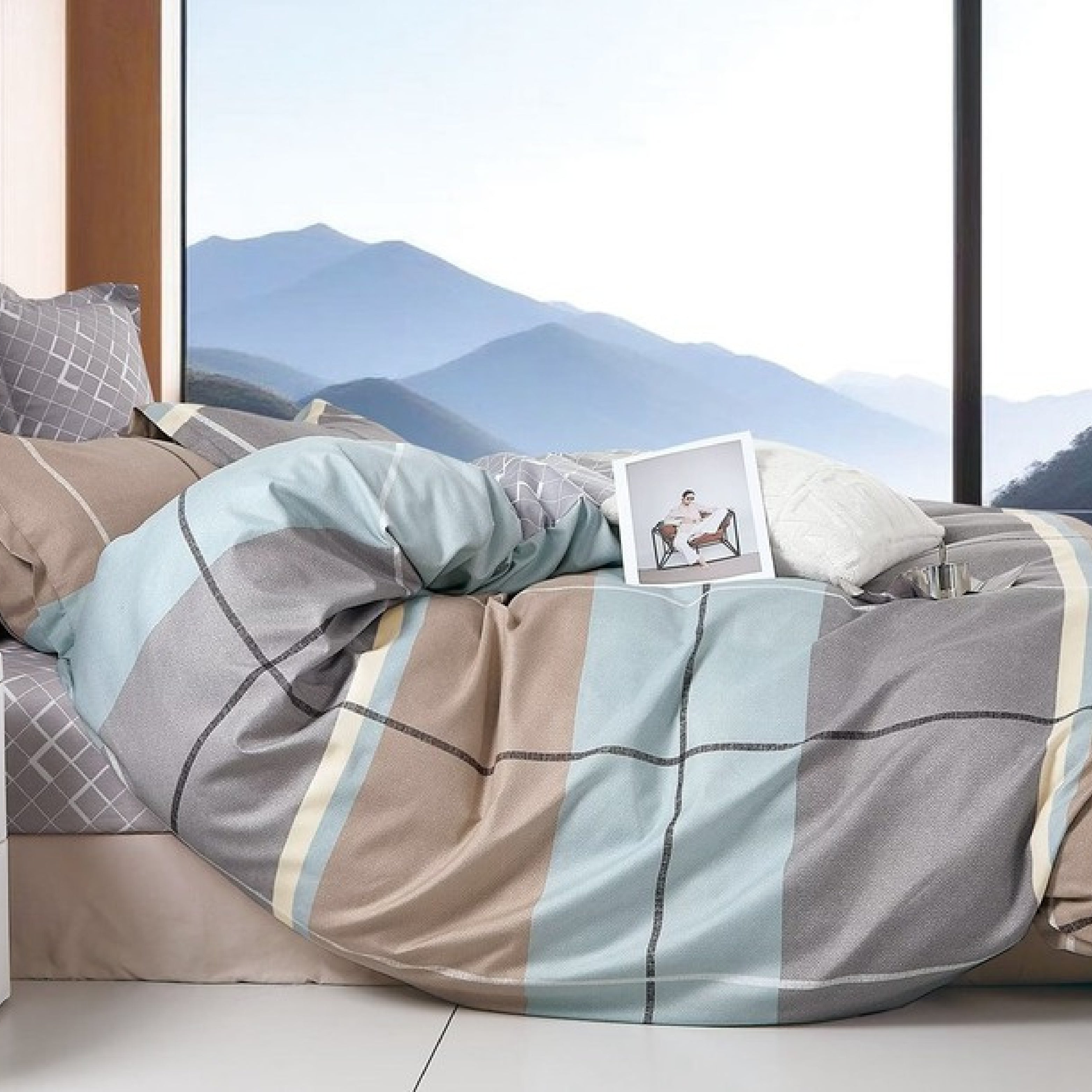 Stroke King Size Bed Sheet Set with Pillow Covers by Florida