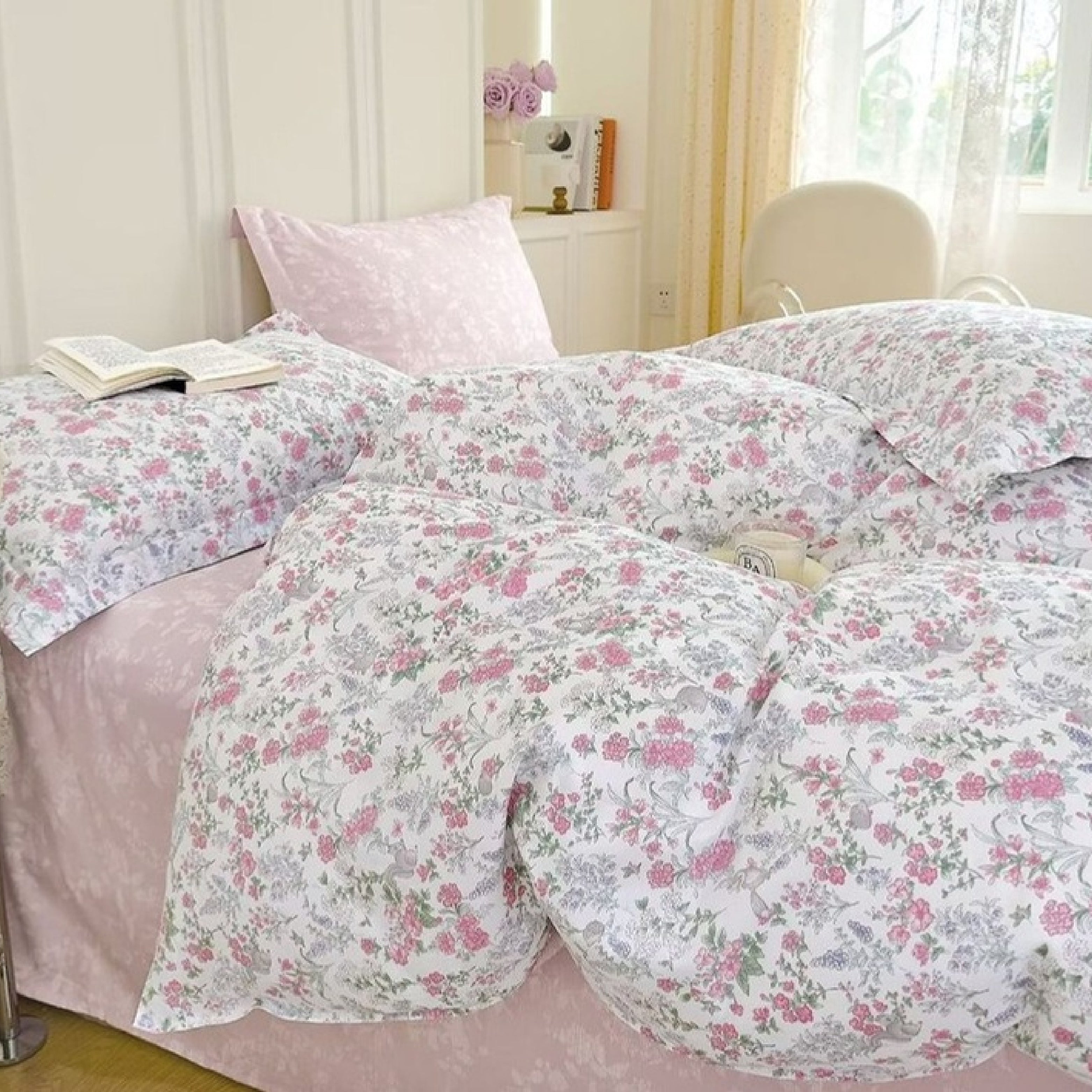 Florida Tulip 100% Pure Cotton Quality King Size Elastic Fitted Bedsheet with Coordinated Pillow Covers