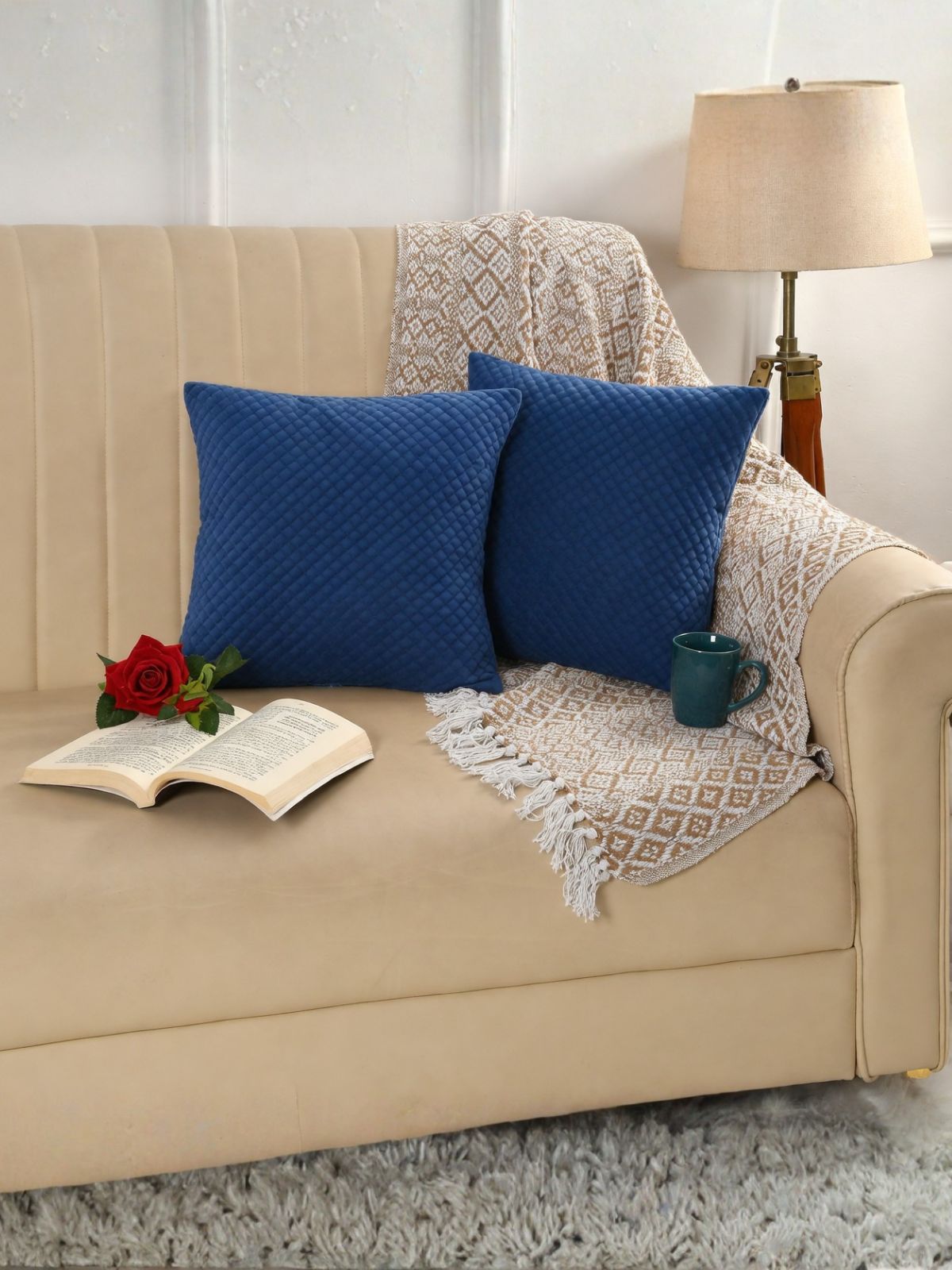 Florida Quilted Velvet Diamond Stitch Pattern Decorative Plush Cushion Cover - Blue