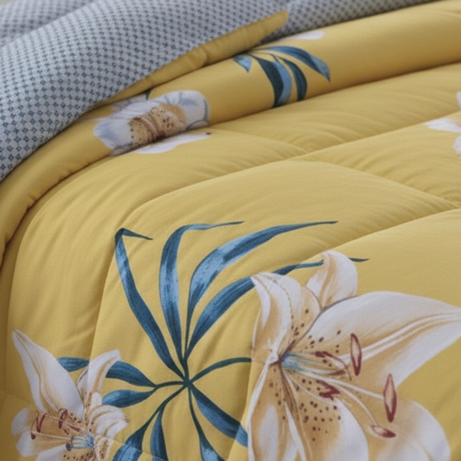Florida Super Soft All Season Fluffy Reversible Double Bed (AC Quilt/Blanket) Comforter