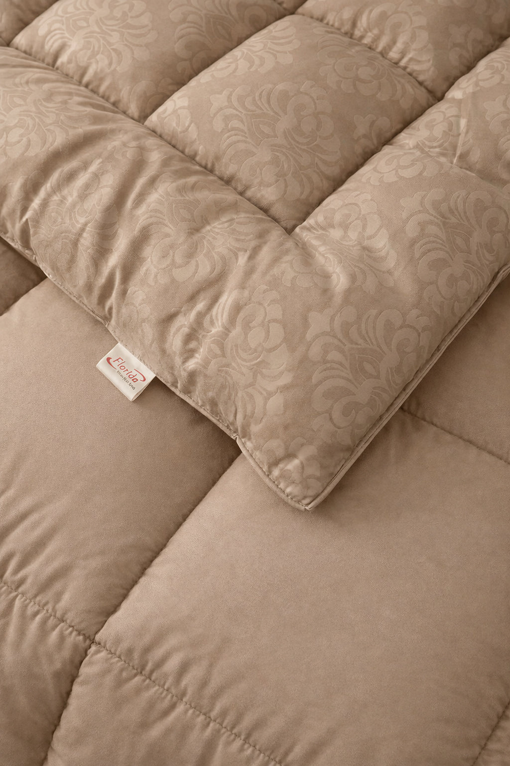 Florida Reversible AC Comforter for Double Bed – Ultra Soft Korean Microfiber Quilt for All Season | Self-Embossed Damask Pattern